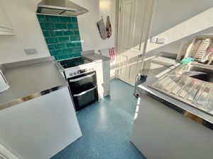 Kitchen- click for photo gallery